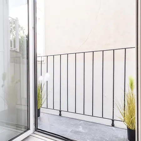 Akicity Campolide Peach Apartman