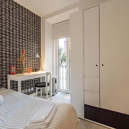 Akicity Campolide Peach Apartman