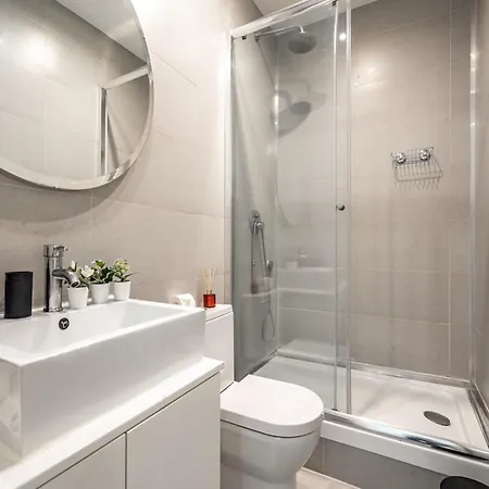 Apartman Akicity Campolide Peach